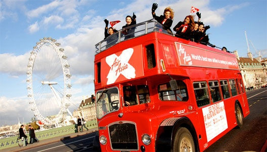 Dvojposchodový autobus British Bus Tourist City Sightseeing open top traditional & modern London bu: obrázok 2
