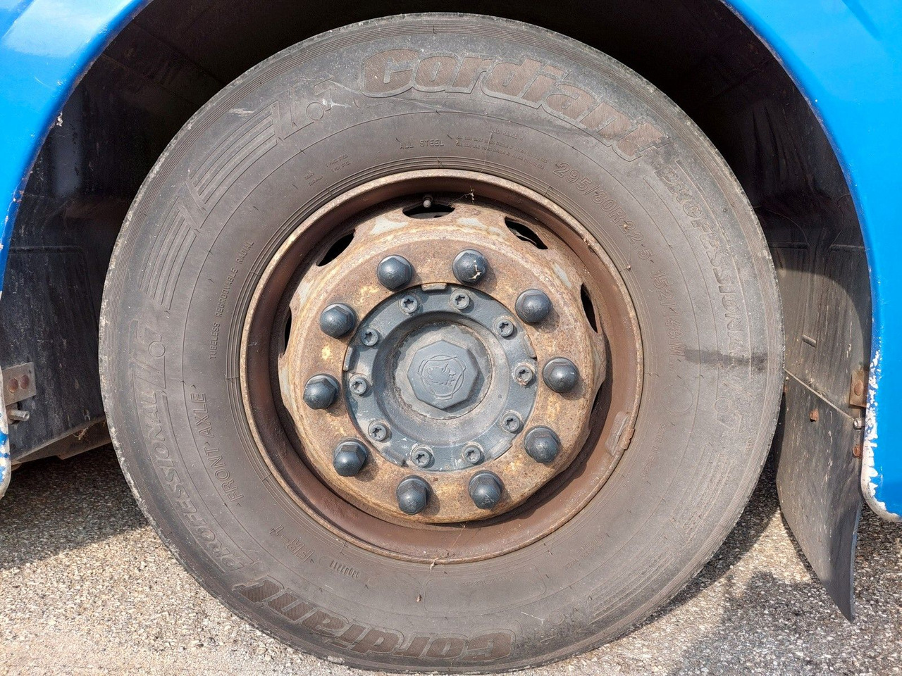 Prímestský autobus Scania Omniexpress 64 Sitzplätze/ Seats