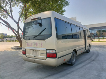Minibus, Mikrobus TOYOTA Coaster: obrázok 4