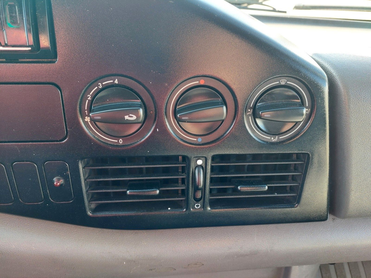 Dodávka skriňová nadstavba Volkswagen LT Kasten-Kombi 35 L2H2 Hochraum