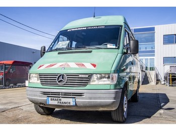 Furgon Mercedes-Benz Sprinter 310D 7 PLACES