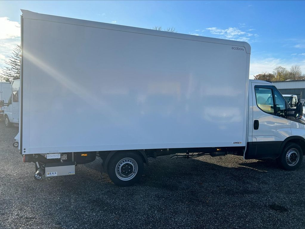 Leasing Iveco Daily Koffer 35S14H EA8 115 kW (156 PS), Auto...  Iveco Daily Koffer 35S14H EA8 115 kW (156 PS), Auto...: obrázok 8