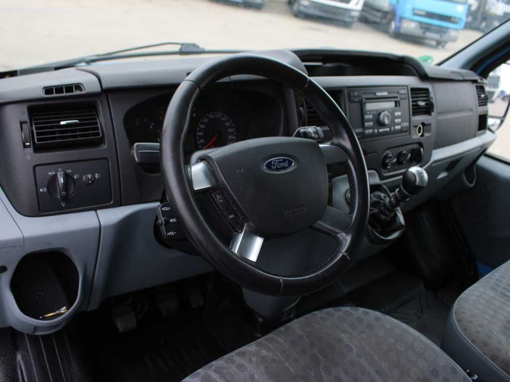 Malá dodávka Ford Transit 300L, 9 SEATS