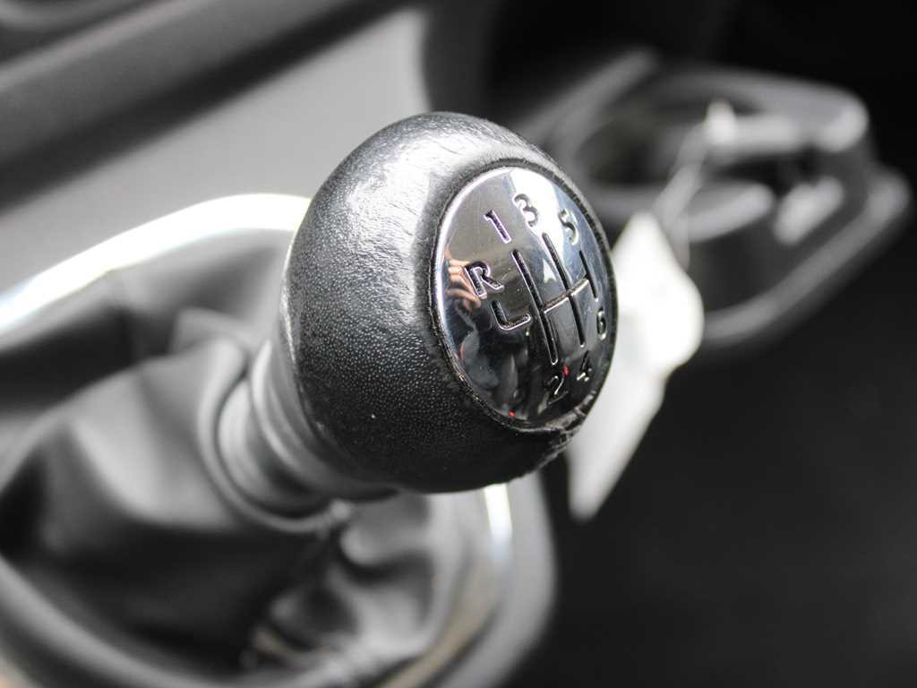 Mikrobus Opel VIVARO-B, 7 SEATS