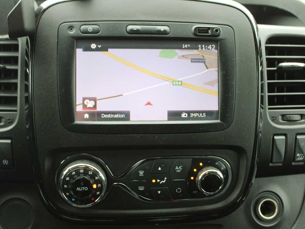 Mikrobus Opel VIVARO-B, 7 SEATS