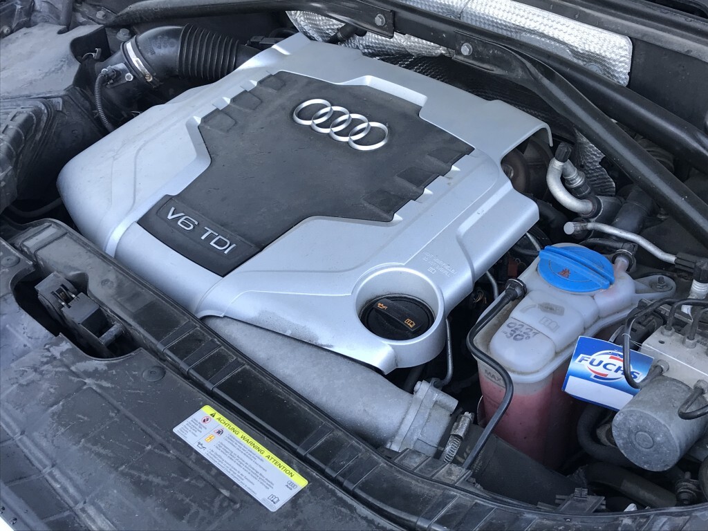 Automobil Audi Q5 3,0 TDI Quattro, S-Line Edition: obrázok 24