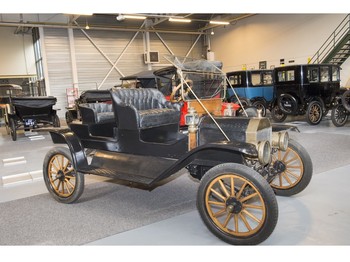 Automobil Ford T RUNABOUT