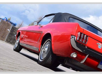 Automobil FORD Mustang Cabriolet: obrázok 4