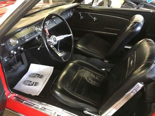 Automobil FORD Mustang Cabriolet: obrázok 10