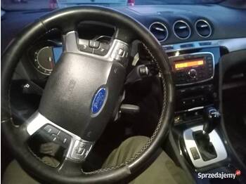 Automobil Ford S-MAX: obrázok 1