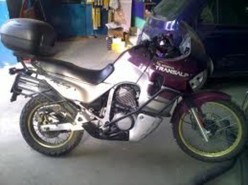 HONDA XL600VTransalp - Motocykel