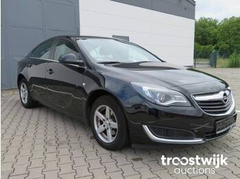 Automobil Opel Insignia 1.6 CDTI: obrázok 1
