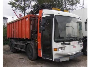 GINAF
  - Auto na odvoz odpadu