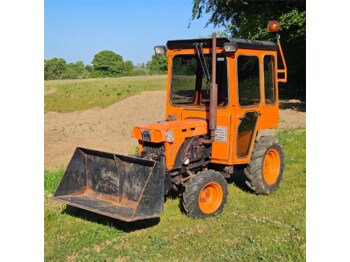 Kubota B7100D - Komunálny traktor