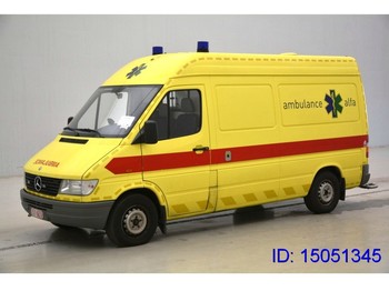 Sanitka Mercedes-Benz Sprinter Sprinter 312D Ambulance