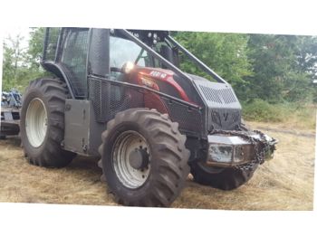 Lesnícky traktor Valtra T174 ACTIVE: obrázok 1