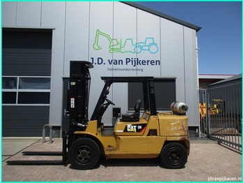4-kolesový vysokozdvižný vozík Caterpillar GP50K2 5t LPG triplex 5.4m + 4x hydrauliek 2009!!