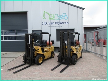 4-kolesový vysokozdvižný vozík HYSTER 2x H2.50XL 2.5t LPG triplex freelift 3x hydrauliek