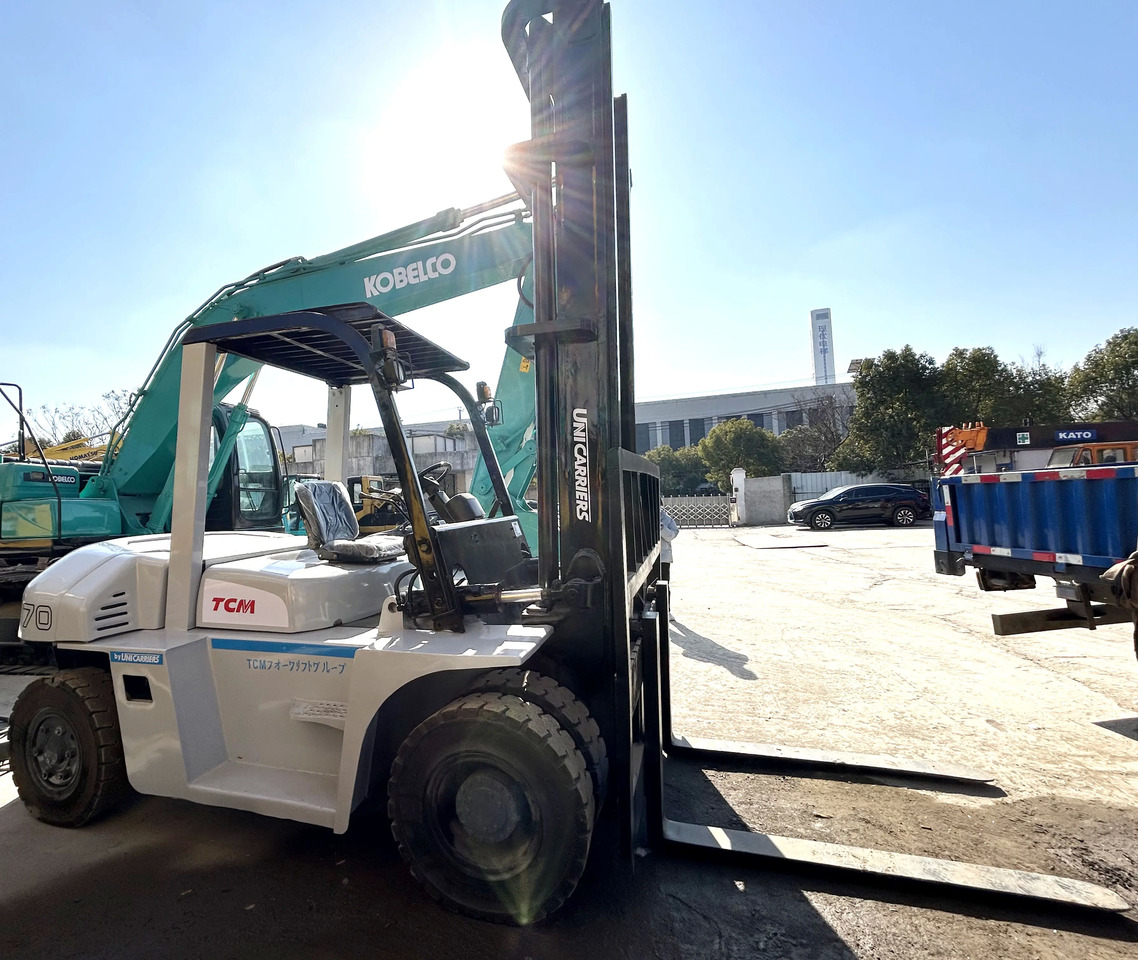 Dieselový vysokozdvižný vozík Cheap Japan forklift tcm 7 ton used tcm fd70z8 heavy duty forklift for sale: obrázok 7