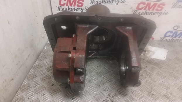 Diferenciál pre Traktor Fiat Ford 60, M, F, F130 Front Axle Differential Cover Support 5154035, 5153805: obrázok 4