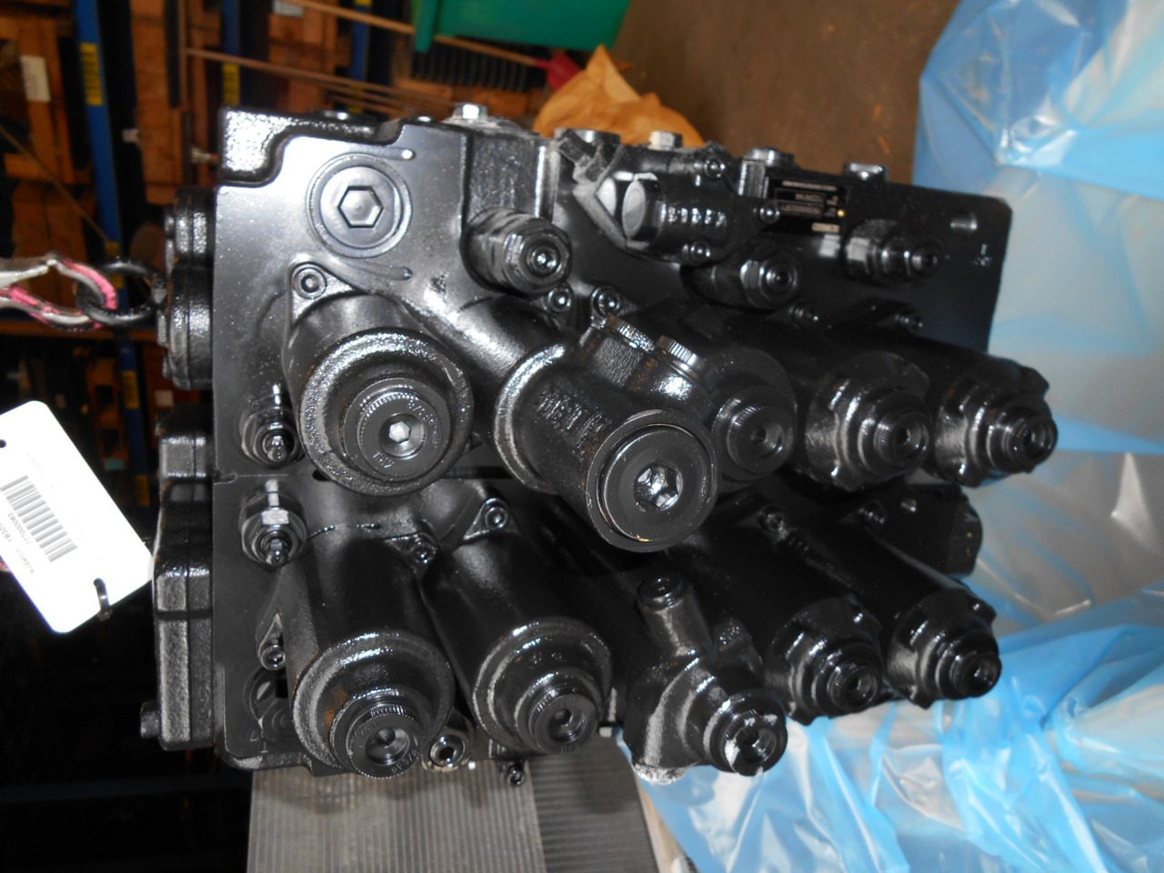 Nový Hydraulický ventil pre Stavebné stroje Kobelco YB30V00025F1: obrázok 6