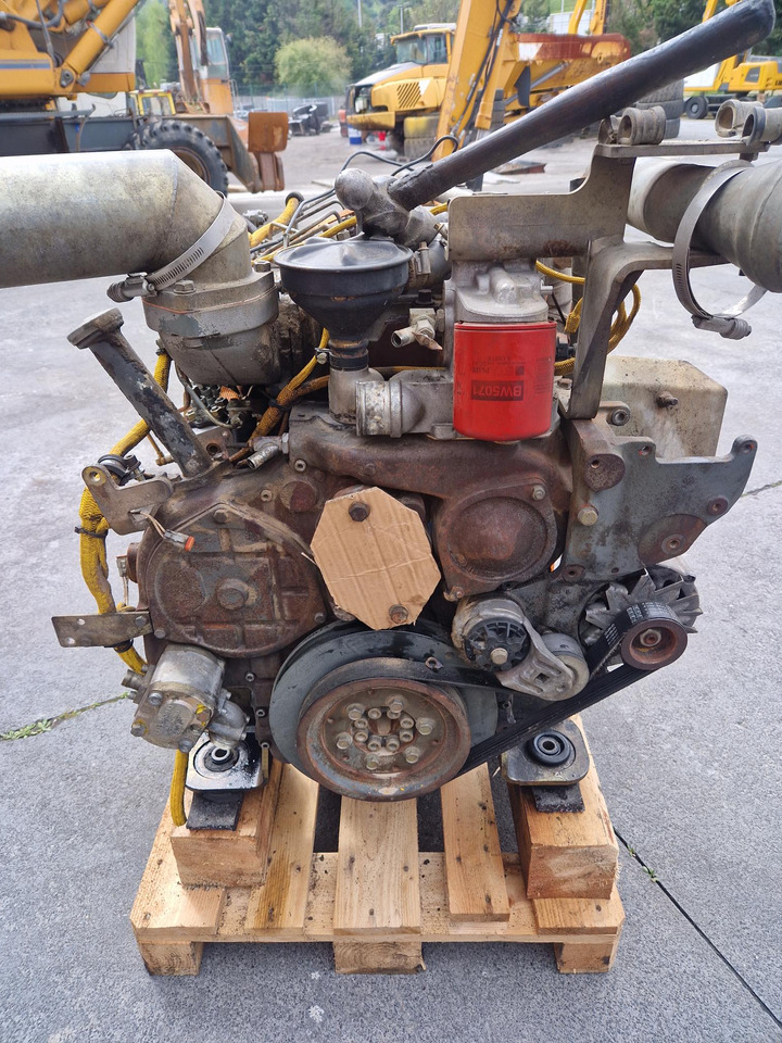Motor pre Stavebné stroje MOTOR LIEBHERR D924TIE 145 KW: obrázok 2