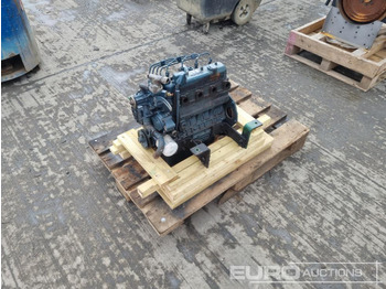  Kubota 4 Cylinder Engine - Motor