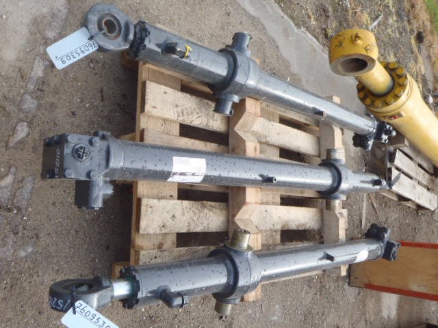 Nový Hydraulický valec pre Stavebné stroje New Holland 76095309 -: obrázok 2
