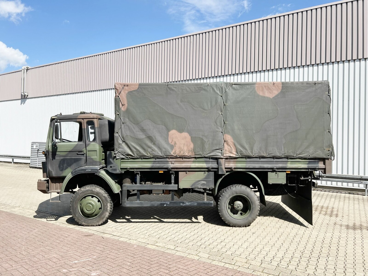 Plachtové nákladné vozidlo 110-17 AW 4x4 110-17 AW 4x4, Ex-Bundeswehr, Küche: obrázok 12