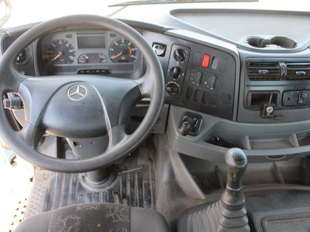 Auto s hydraulickou rukou Mercedes-Benz AXOR 1824, CRANE HIAB 099B-3 DUO, 4x4