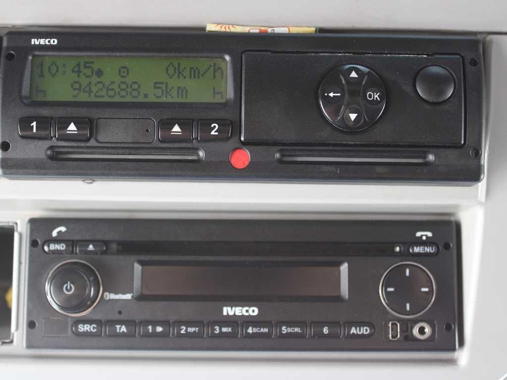 Chladirenské nákladné vozidlo Iveco EUROCARGO 150E28, THERMO-KING TS-500,TAIL LIFT