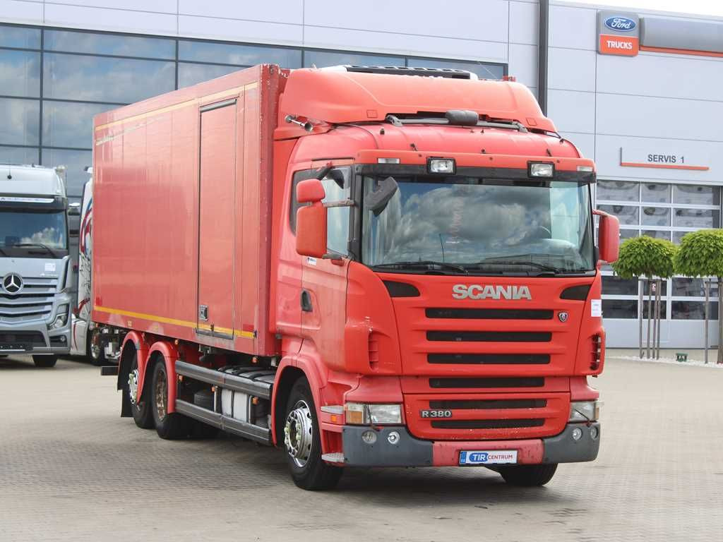 Chladirenské nákladné vozidlo Scania R 380,TAIL LIFT,TWO CHAMBER.CARRIER SUPRA 850 mt