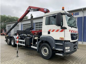 Hákový nosič kontajnerov MAN TGS 26.360 6x2 Abrollkipper + Kran HMF 8,2 m
