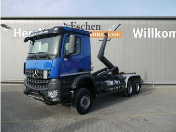 Hákový nosič kontajnerov Mercedes-Benz Arocs 3348 AK 6x6 BB, Meiller RK 20.65, 1. Hand