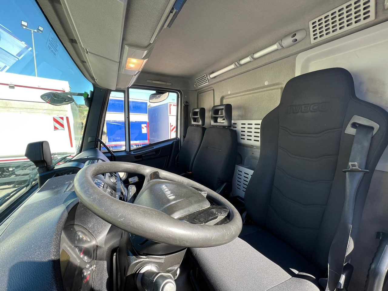 Podvozek s kabinou IVECO ML180E28P Eurocargo E6 (Chassis): obrázok 6