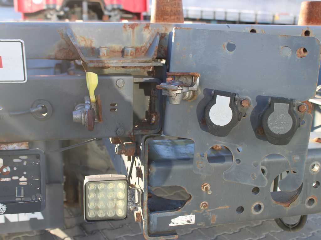 Kontejnérový podvozek/ Výměnná nástavba Scania R 420 LB, EURO 5, 6X2, MNB, BDF, RETARDER