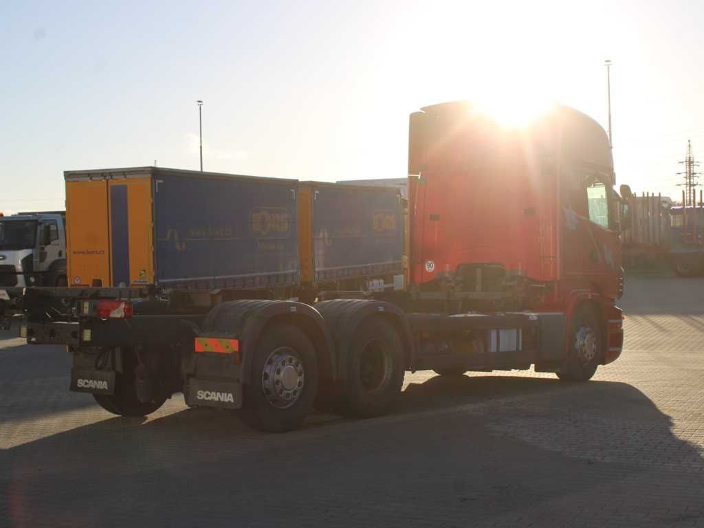 Kontejnérový podvozek/ Výměnná nástavba Scania R 420 LB, EURO 5, 6X2, MNB, BDF, RETARDER