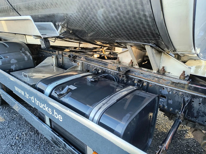 Cisternové vozidlo na prepravu mlieko MAN TGA 26.360 6X2 TANK IN INSULATED STAINLESS STEEL 15500L 2 COMP: obrázok 10