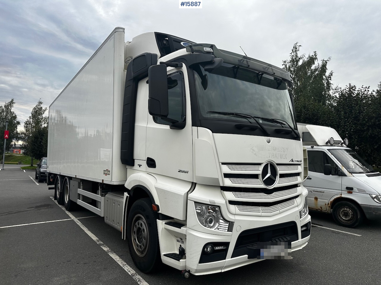 Skříňový nákladní auto Mercedes Actros: obrázok 7