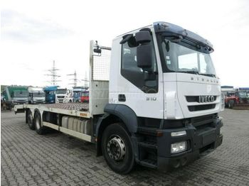 Nákladné vozidlo na prepravu automobilov IVECO Strails 310 Autószállító csörlővel