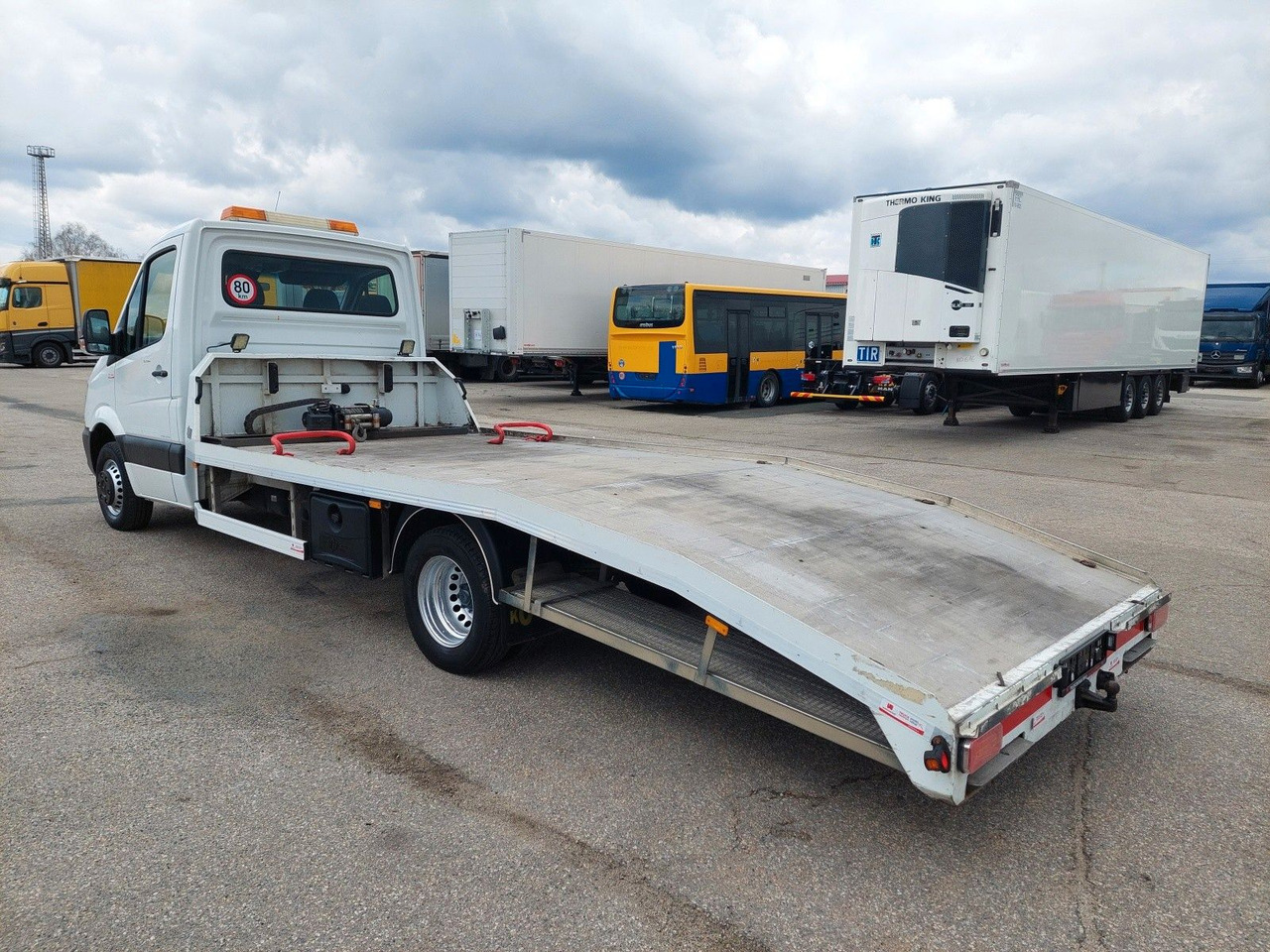 Nákladné vozidlo na prepravu automobilov Mercedes-Benz Sprinter II 519 CDI