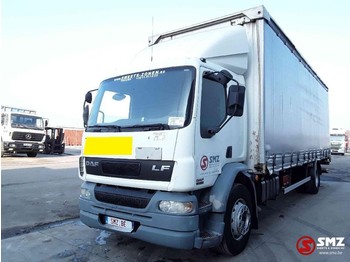 Nákladné vozidlo s posuvnou plachtou DAF 55 LF 250
