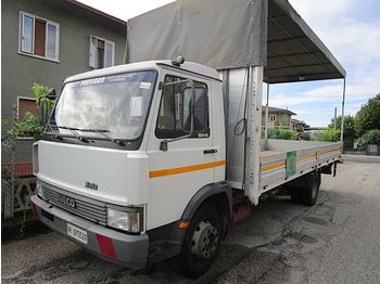 Nákladné vozidlo s posuvnou plachtou Iveco - 109.14