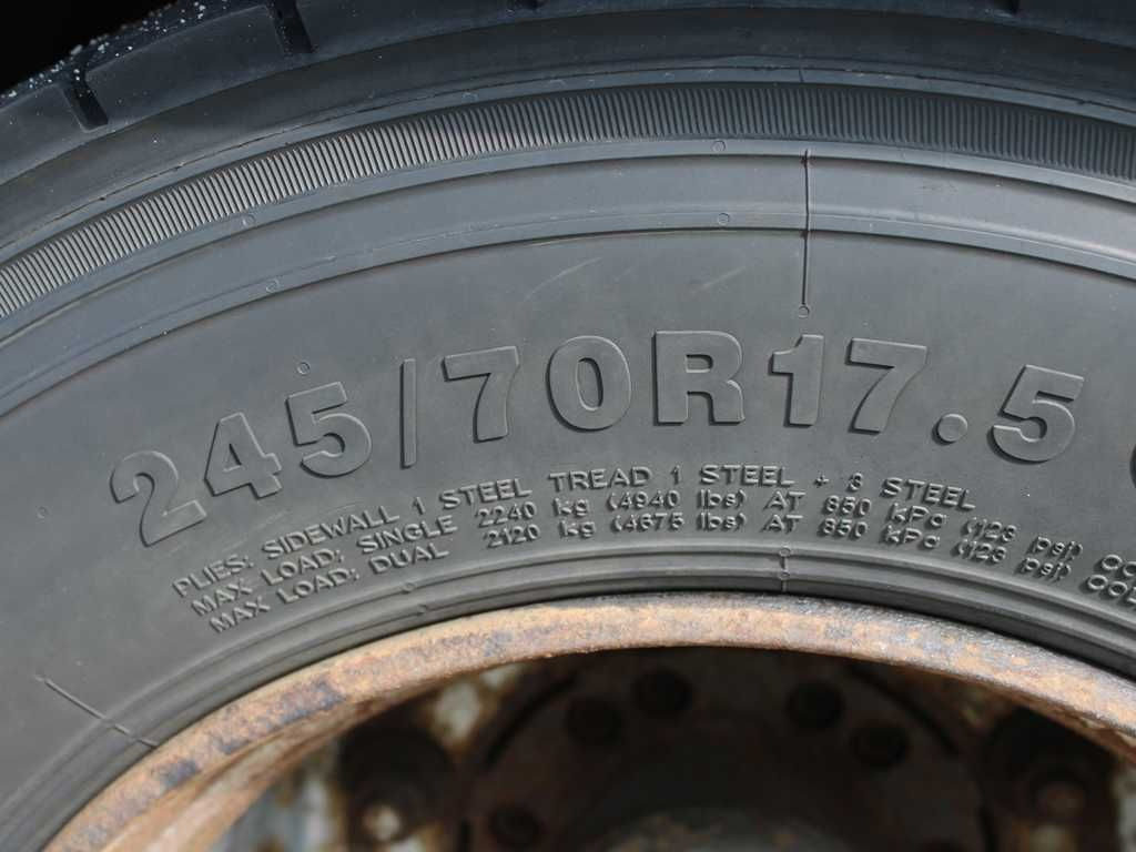 Plachtové nákladné vozidlo DAF FA LF 45.220, EURO 3, SIDEWALLS, TAIL LIFT