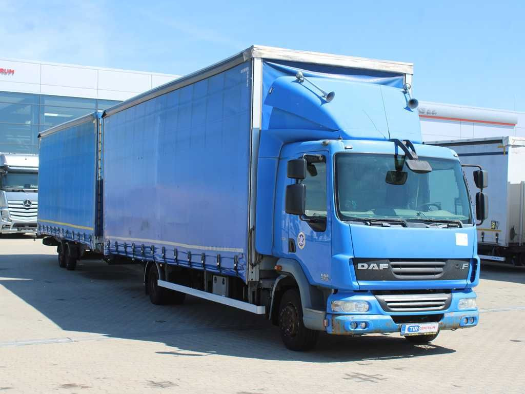 Plachtové nákladné vozidlo DAF FA LF 45, EURO 5, PNEU 80% + TRAILER AGADOS