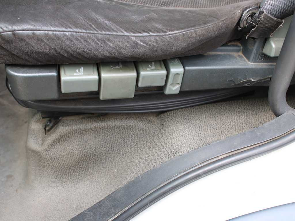 Plachtové nákladné vozidlo DAF FA LF 45, EURO 5, TAIL LIFT