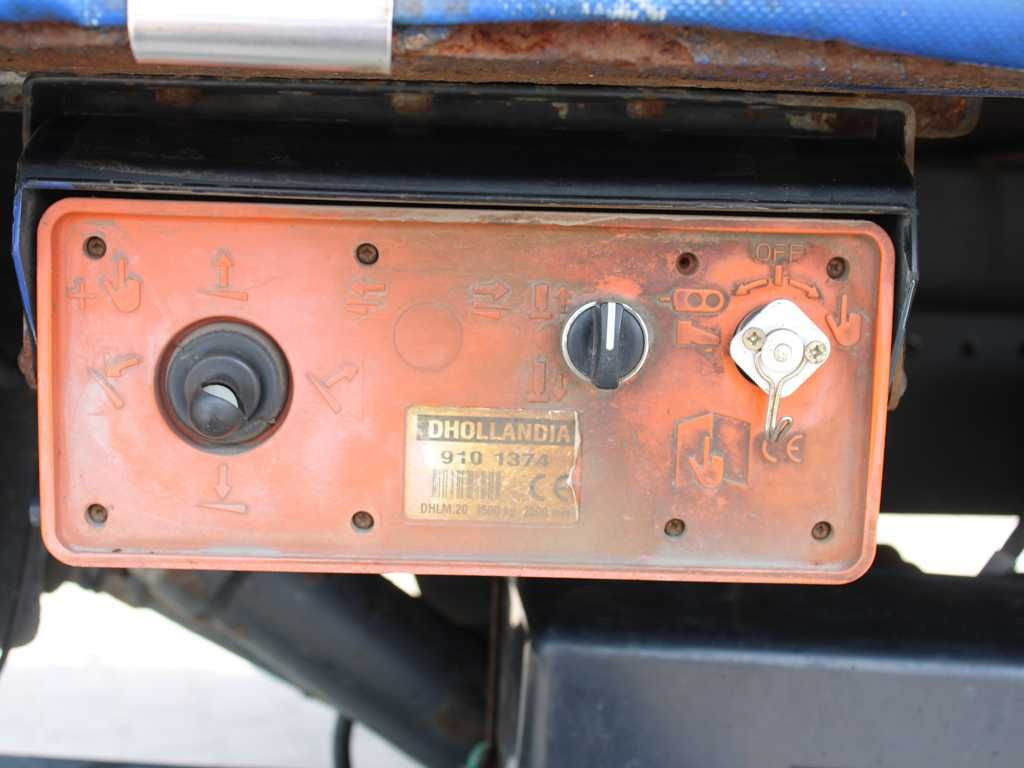 Plachtové nákladné vozidlo DAF FA LF 45, EURO 5, TAIL LIFT