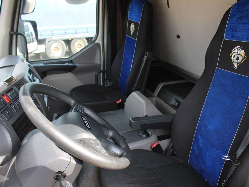 Plachtové nákladné vozidlo DAF LF 290 FA , EURO 6, SLEEPING CABIN