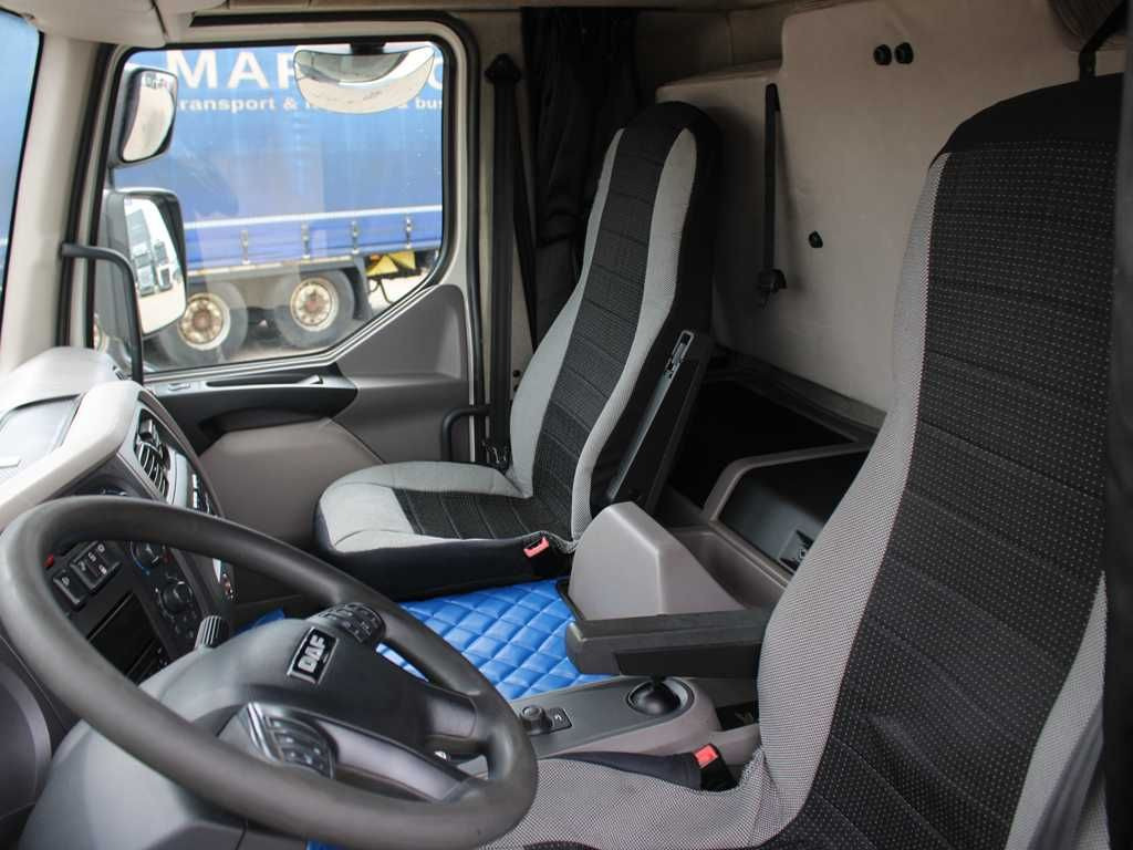 Plachtové nákladné vozidlo DAF LF 290 FA, EURO 6, SLEEPING CABIN