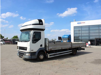 Plachtové nákladné vozidlo  DAF LF 45.180, SLEEPING CABIN, EURO 3, PNEU 80%